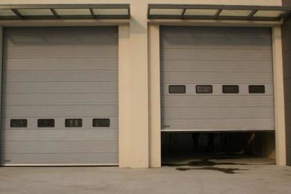 浙江宁波遥控车库门 优质智能工业门解决方案